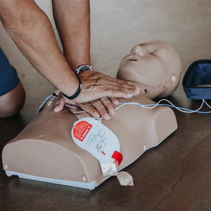 Perform basic life support and first aid procedures (First aid level 1)