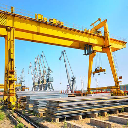 Operate overhead / gantry cranes